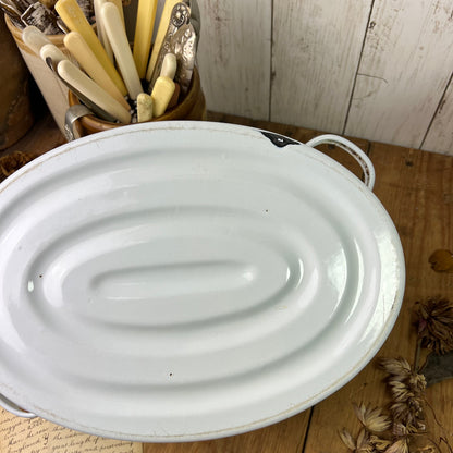 Vintage White Oval Roasting Dish with Lid & Blue Trim