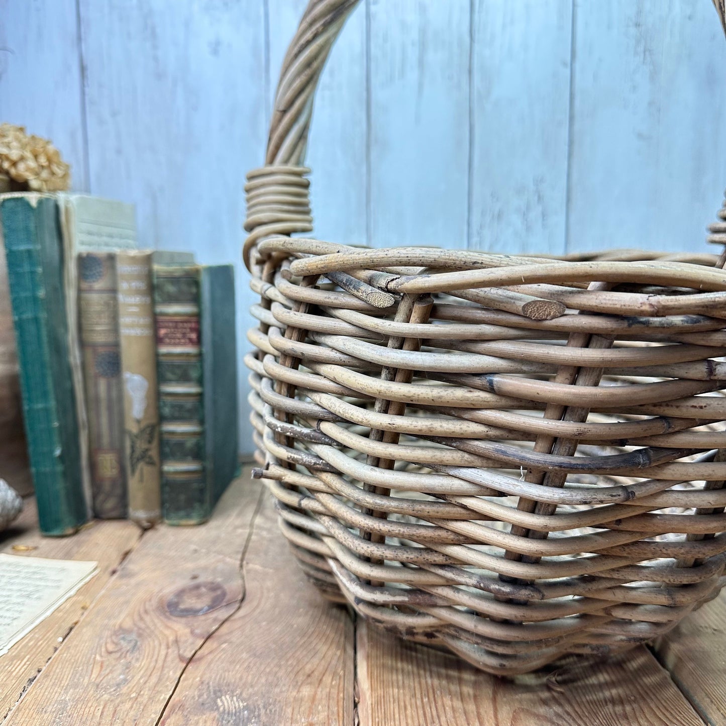 Vintage wicker hand woven basket* - The Blind Mole