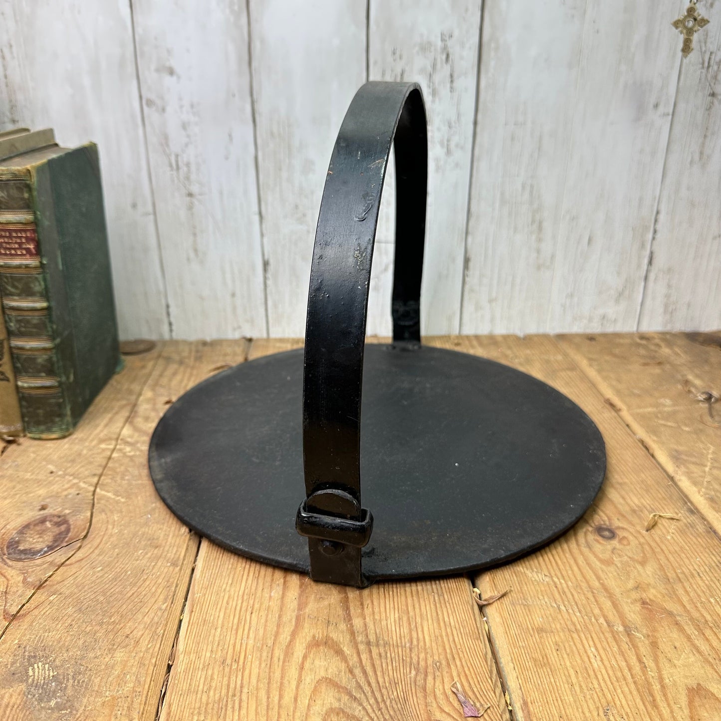 Antique Romany Iron Skillet, Cast Iron Griddle