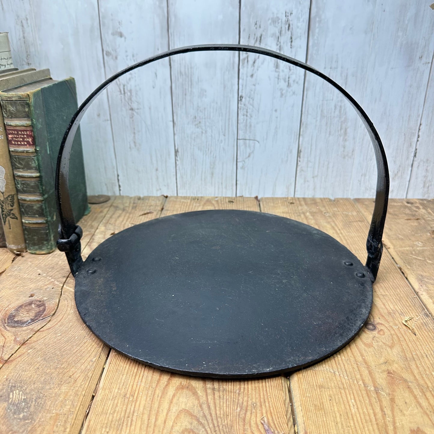 Antique Romany Iron Skillet, Cast Iron Griddle