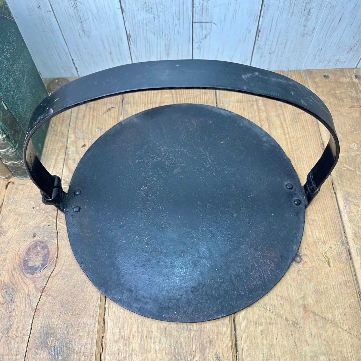 Antique Romany Iron Skillet, Cast Iron Griddle