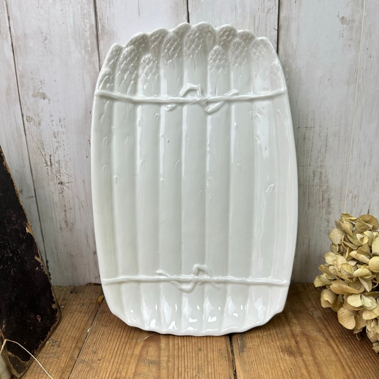 Vintage Italian Majolica Ware White Asparagus Platter