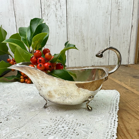 Stunning Victorian Style Silver Plated Cream Jug