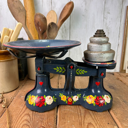 Vintage Bargeware Blue Kitchen Scales with Weights