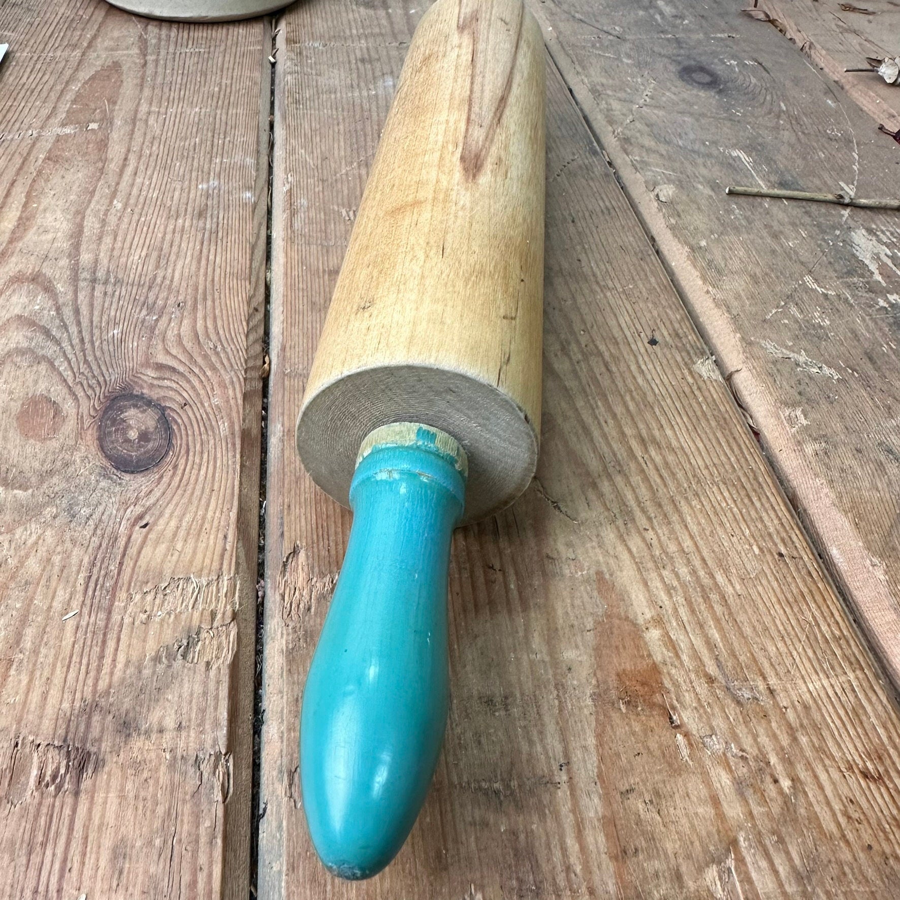 Traditional Wooden Green Rolling Pin* - The Blind Mole