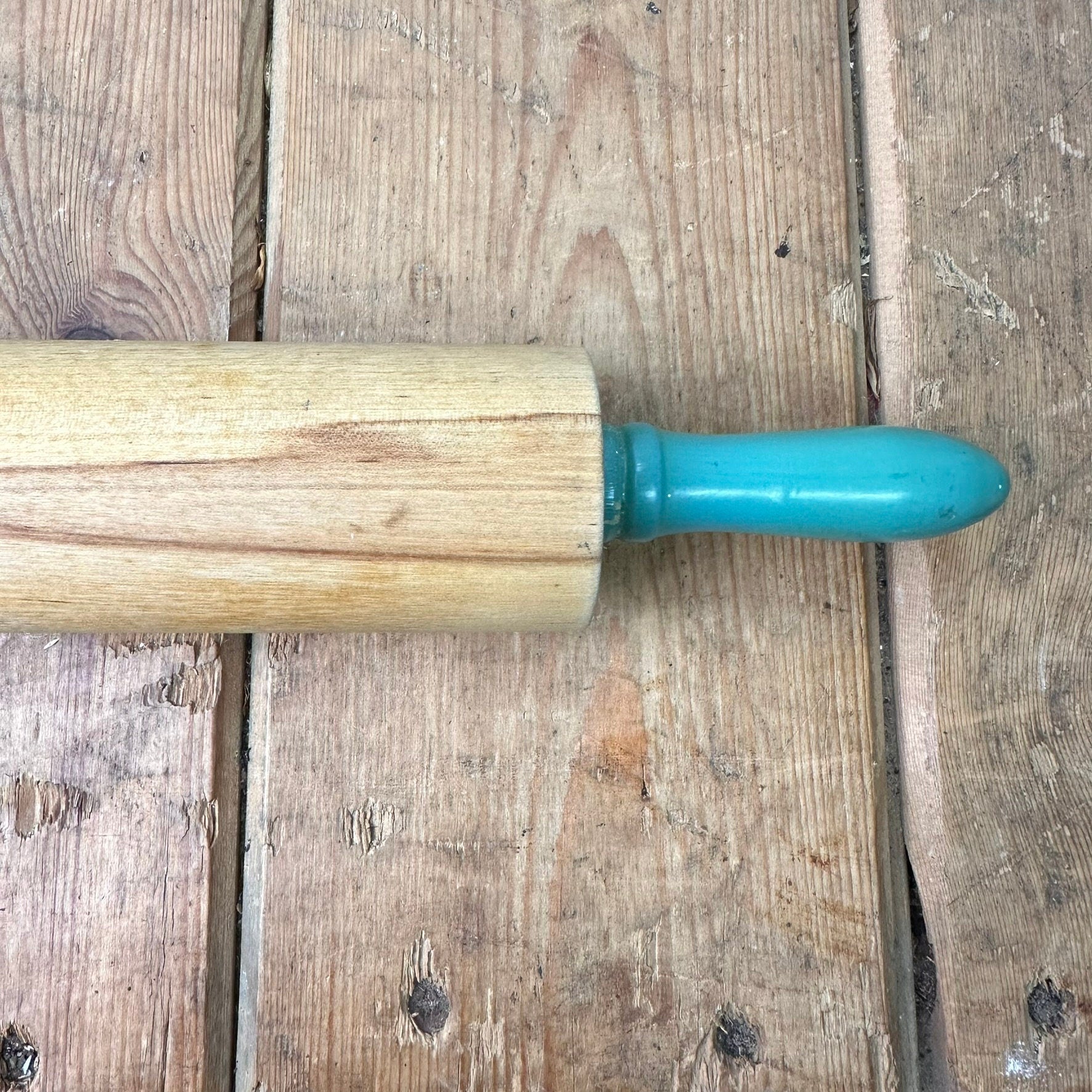 Traditional Wooden Green Rolling Pin* - The Blind Mole