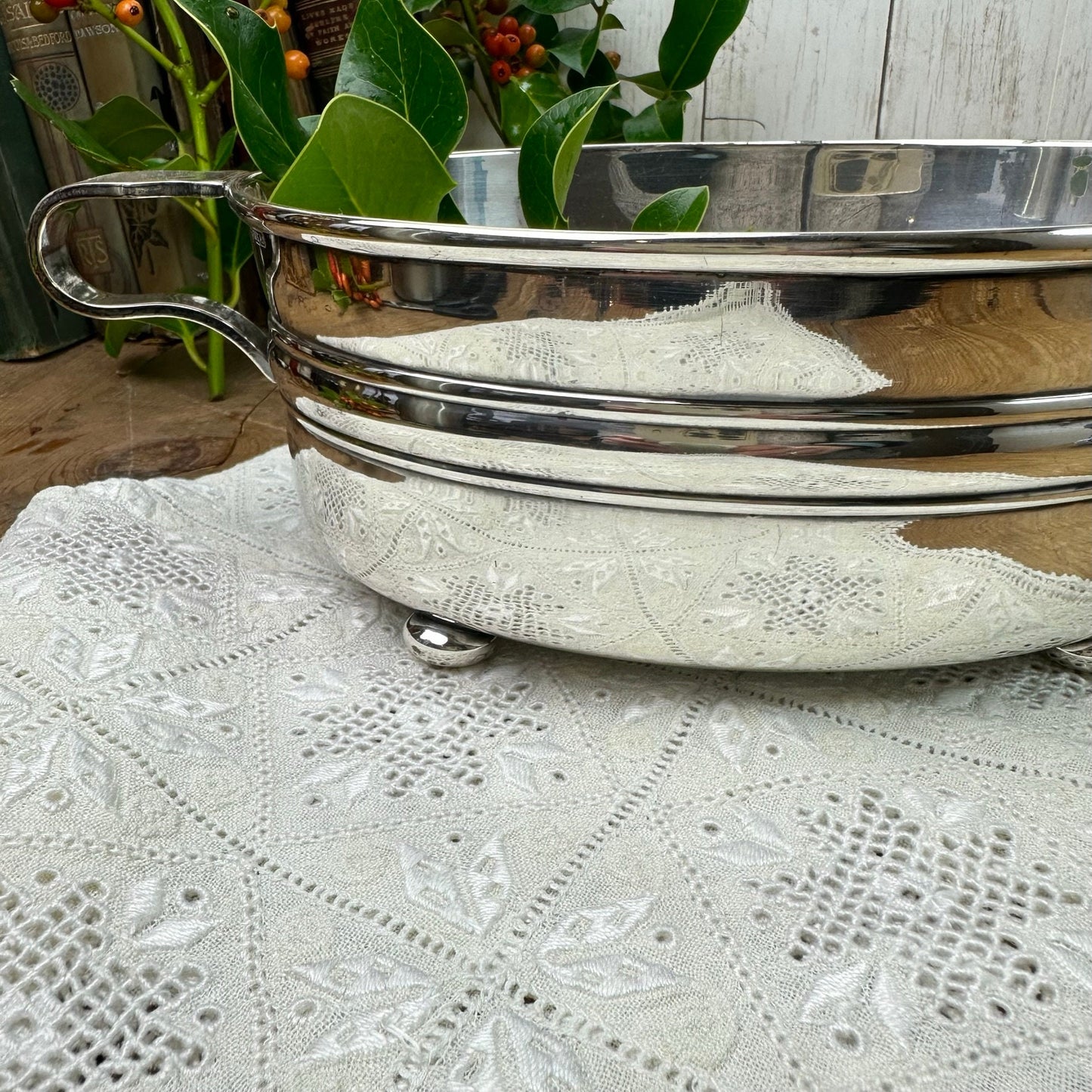 Stunning Sliver Plated Twin Handled Serving Dish Fruit Bowl