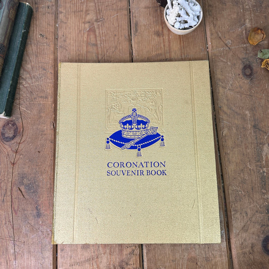 Large Gold Souvenir Book - Coronation Book 1397 King Edward VIII & George VI