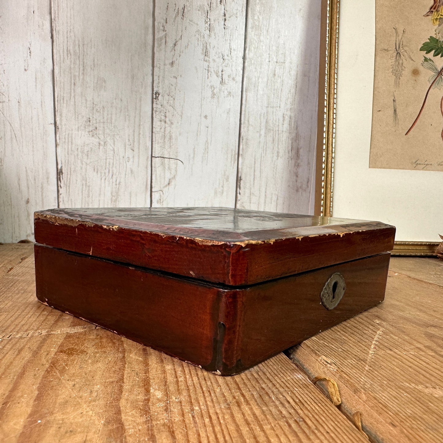 Red Wooden Oriental Keepsake Jewellery Box