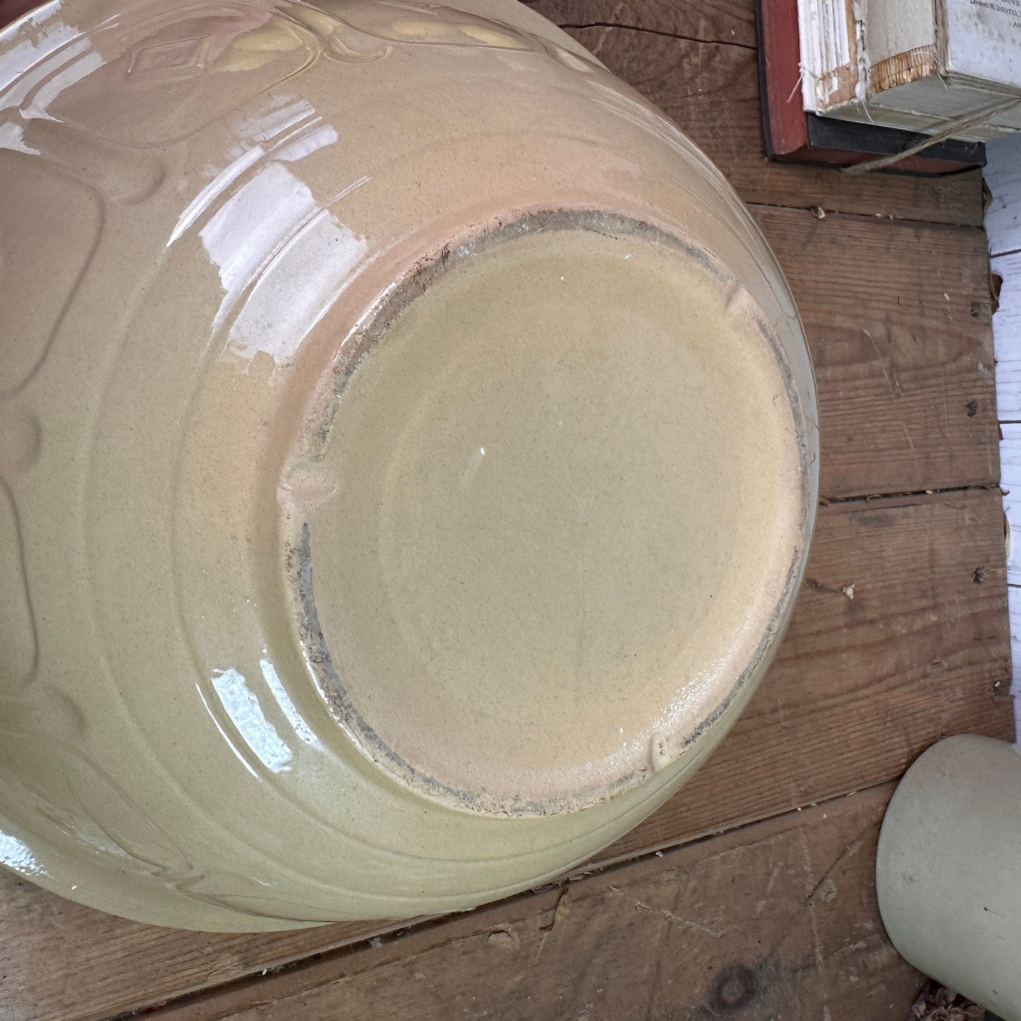 Rustic Gresley Stoneware Mixing Bowl