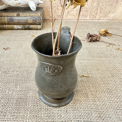 Handsome Antique Pewter Tankard 1/2 Pint with Crested Badge