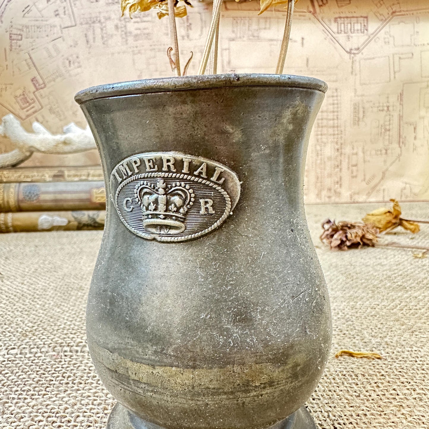 Handsome Antique Pewter Tankard 1/2 Pint with Crested Badge