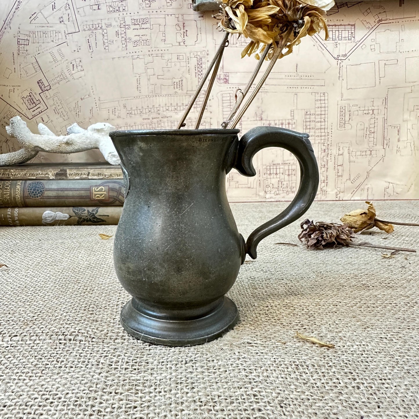 Handsome Antique Pewter Tankard 1/2 Pint with Crested Badge